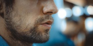 2 Consigli per la cura della pelle dell’uomo Curare la pelle con barba