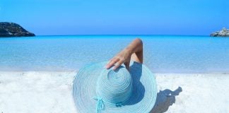 Protezione solare Vs lozione solare abbronzarsi al sole